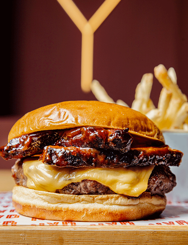 4-de-julio,-bacon-cheeseburger,-New-York-Burger