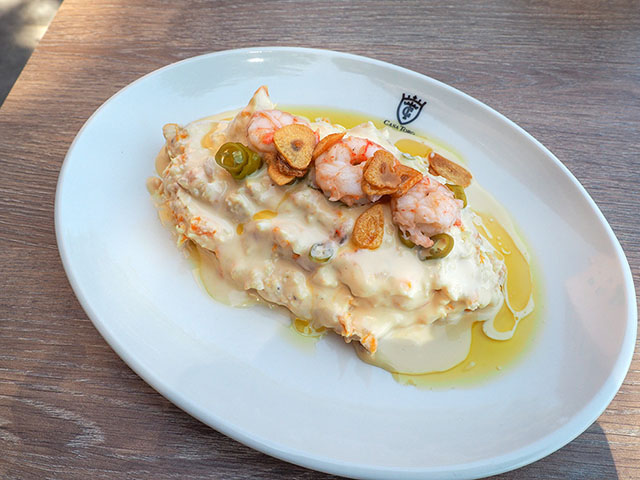 Ensaladilla rusa con gamba al ajillo, Casa Toro