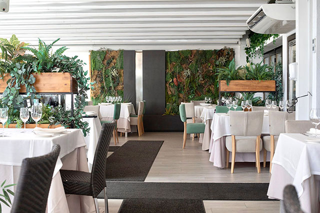 Sala terraza, La Taberna de Elia