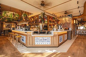 Barra entrada Casa Toro